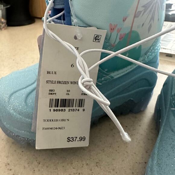 Disney Frozen light up boots - Picture 3 of 4